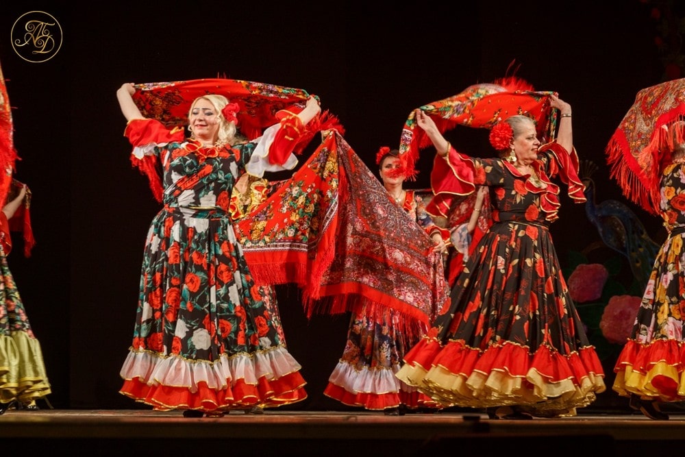 Цыганский танец с шалью в ЦКИ "Меридиан"